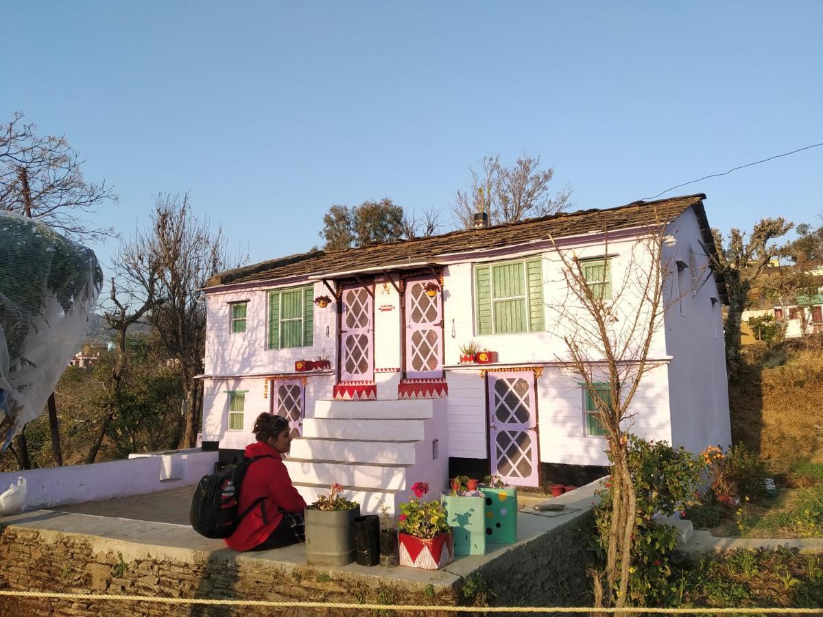 Dwarahat Village Homestay- Pahadi Ghar Bagian luar foto
