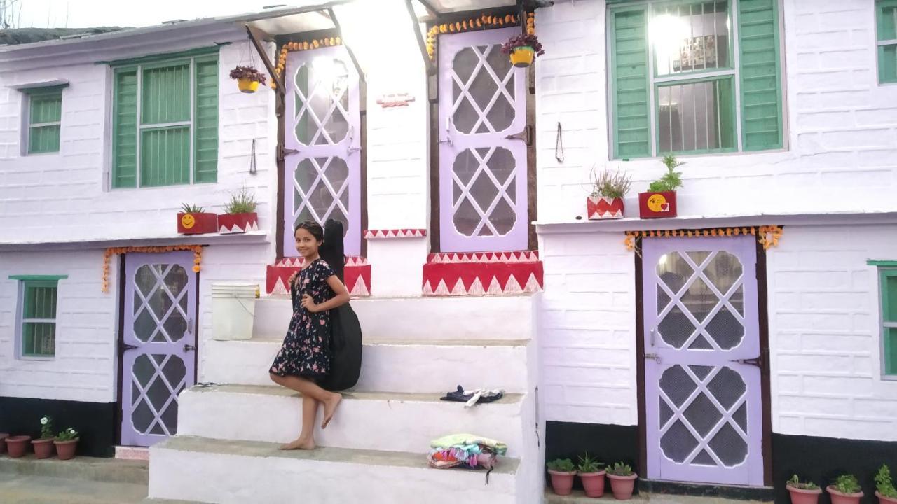 Dwarahat Village Homestay- Pahadi Ghar Bagian luar foto