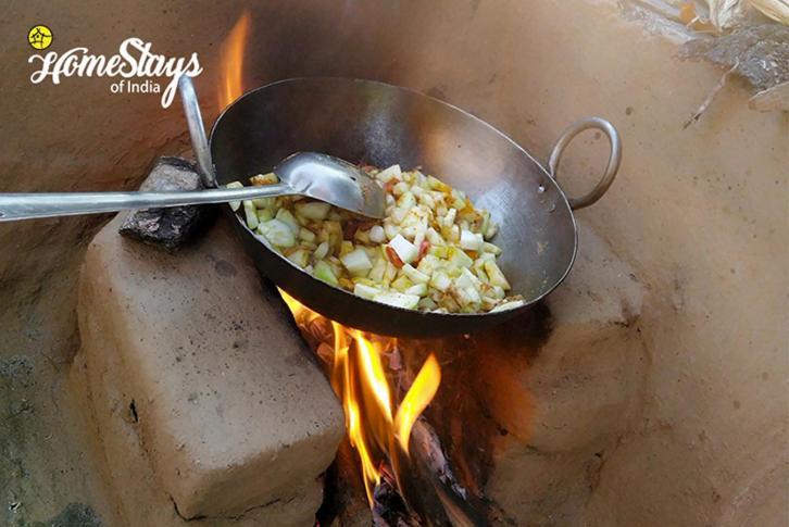 Dwarahat Village Homestay- Pahadi Ghar Bagian luar foto