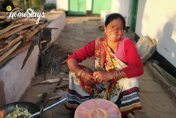 Dwarahat Village Homestay- Pahadi Ghar Bagian luar foto