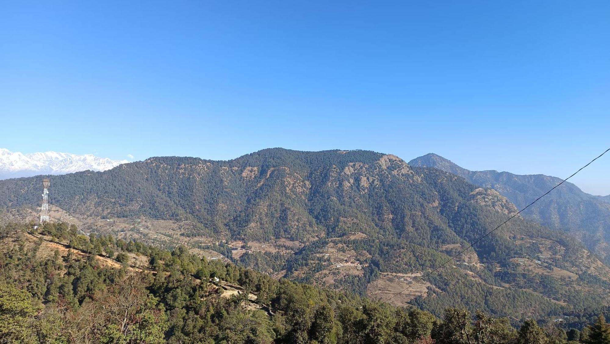 Dwarahat Village Homestay- Pahadi Ghar Bagian luar foto
