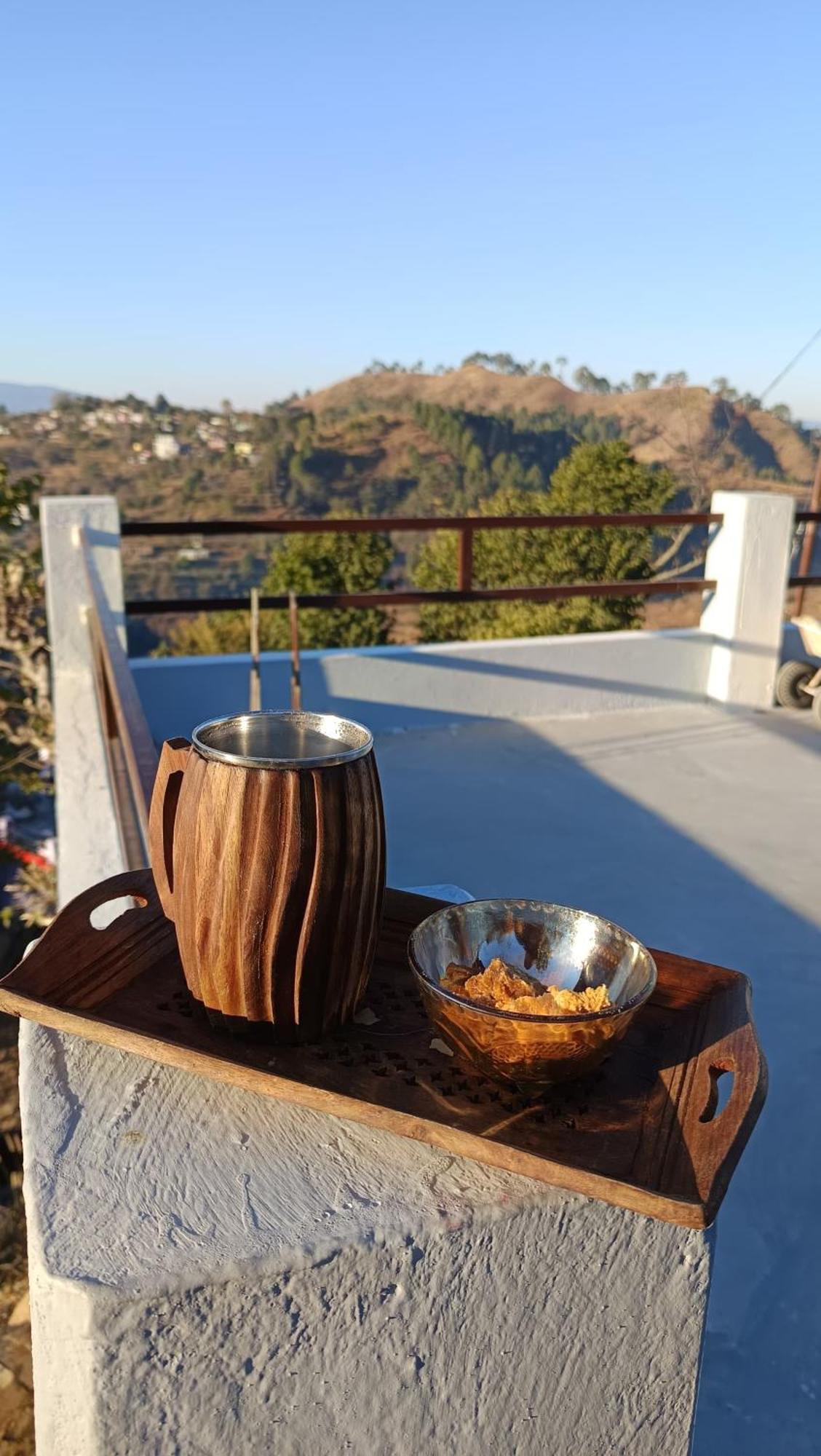 Dwarahat Village Homestay- Pahadi Ghar Bagian luar foto